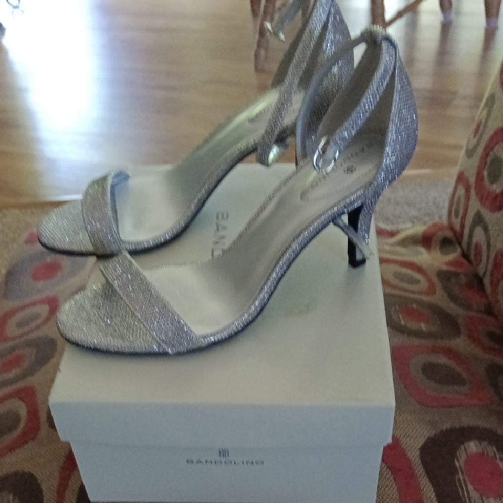 Bandolino Silver Kitten Heel Sandals